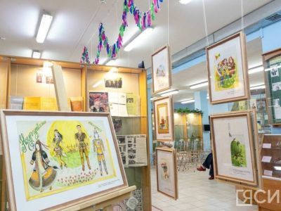 В Якутске открылась выставка художника-иллюстратора Саргыланы Старостиной-Сунхалыровой