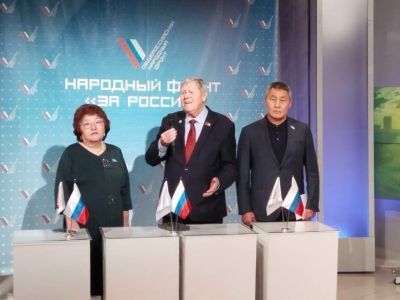 Елена Голомарева: "Депутаты Якутии должны работать как один за победу и мир"