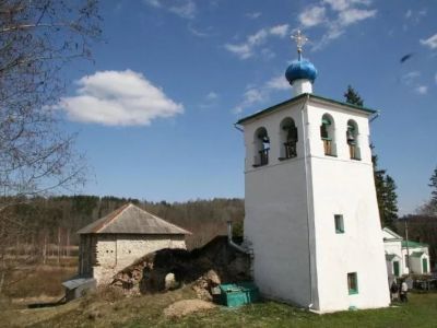 Колокольня