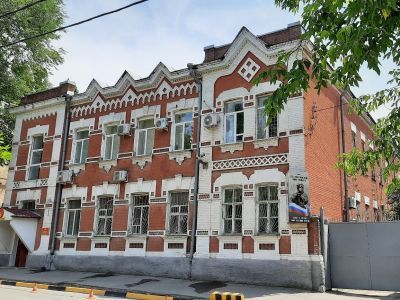 Жилой особняк полковника Губарева. Эклектика