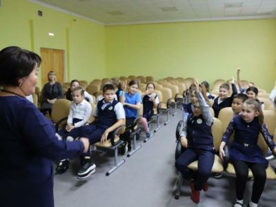 Залог крепкого здоровья: школьникам рассказали о правильном питании ко Дню качества