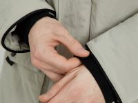 Полупальто утепленное с капюшоном