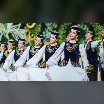 Государственный ансамбль песни и танца РТ
