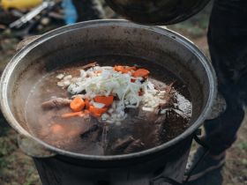 Фоторепортаж с фестиваля-конкурса «Полевая кухня» в Якутске