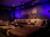 Частные кинозалы Black Room