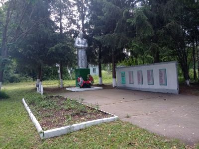 Памятник воинам, погибшим в Великой Отечественной войне 1941-1945 гг.