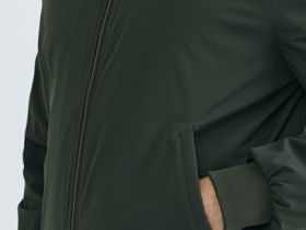 Бомбер на молнии, Зеленый