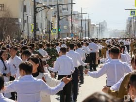 5,5 тысяч пар станцевали вальс Победы в Якутске