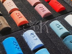 Набор пастели сухая Гамма 120 цв., половинки, картон.упак.