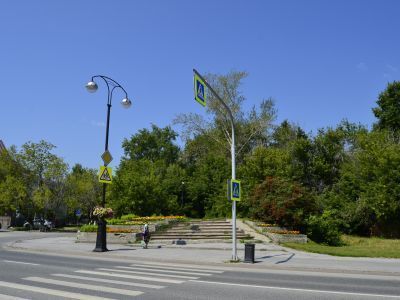 Земляной вал и ров, построенные в 1688 году