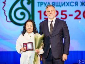 Матерям Якутии вручили госнаграды с денежным вознаграждением