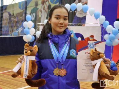 Амелия Алексеева стала двукратным призером по северному троеборью на зимней спартакиаде Якутии