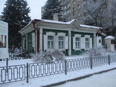 Дом, где в 1908 г. жил партийный и государственный деятель Киров С.М.