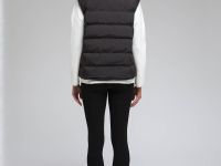 Утепленный стеганый жилет