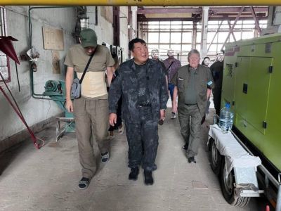 Народные депутаты Якутии посетили подшефный город Кировское в ДНР