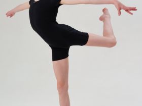 Боди трикотажное спортивного назначения для девочек