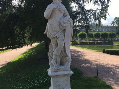 Статуя "Воинская доблесть"