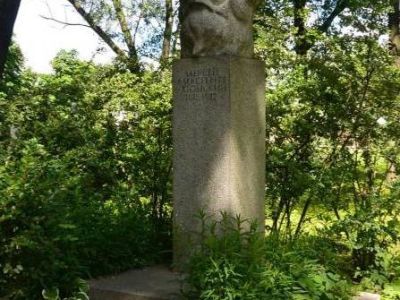 Могила Ухтомского А.А. (1875-1942), физиолога