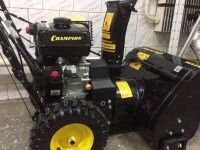 Снегоуборщик CHAMPION ST556