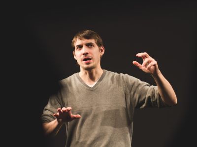 Билеты на Топливо. Человек.doc. Давид Ян (Прогресс) / Театр | Афиша | ИнфоТаймс