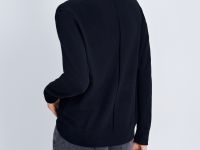 Свитер свободного силуэта с воротником-стойкой