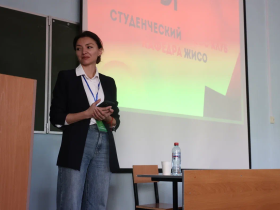 В рамках Инфорума в Чите выступила военный журналист Татьяна Симоненкова