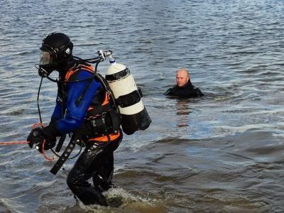 Переходил реку вброд, выпал из лодки. Трагические случаи на воде произошли в Якутии