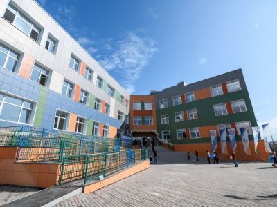 Глава Якутии высоко оценил ход капитального ремонта школ в республике