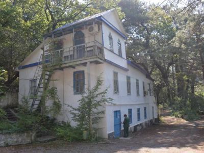 Флигель с мезонином