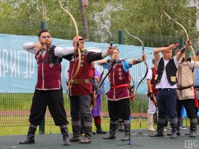 Спортсмены из Вилюйского района победили в командном первенстве по стрельбе из традиционного лука