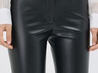 Расклёшенные брюки из искусственной кожи, Черный