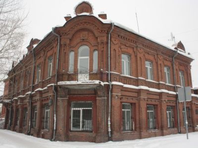Здание, где 3 марта 1917 года состоялось первое заседание Омского Совета рабочих депутатов