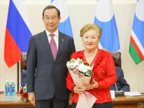 В Якутске отметили 90-летие Института гуманитарных исследований СО РАН