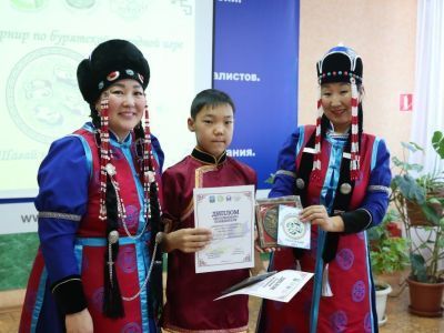 Турнир «Шагай наадан» объединил людей разного возраста