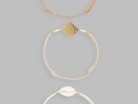 Набор браслетов-нитей