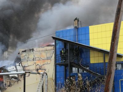 На проспекте Михаила Николаева в Якутске вспыхнул пожар