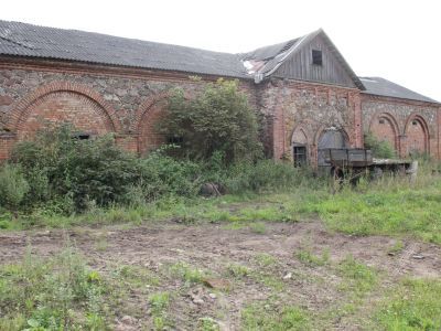 Служебная постройка