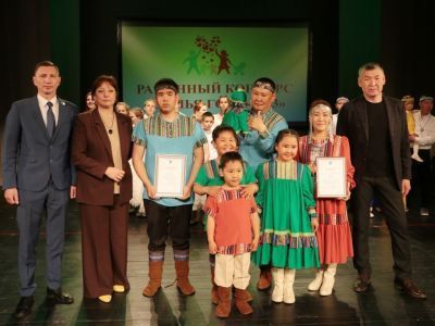 Приглашаем семьи Мирнинского района на конкурс!