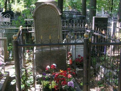 Могила Неверова Александра Сергеевича (1886-1923)