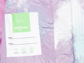 Куртка текстильная с полиуретановым покрытием для девочек