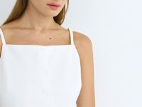 Жилет на тонких бретелях, Белый