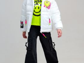 Куртка текстильная с полиуретановым покрытием для девочек