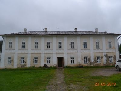 Казенные кельи