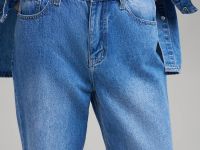 Джинсы прямого кроя