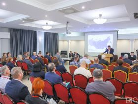 Предложения по развитию тепличного овощеводства выработают в Якутии