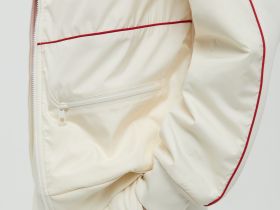 Олимпийка с контрастной отделкой из капсулы ретро