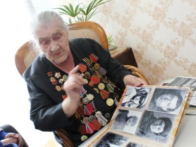 «Единая Россия» запустила марафон поздравлений ветеранов в Якутии