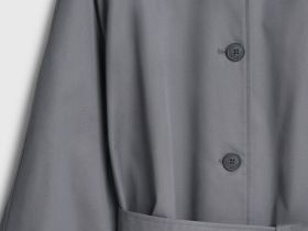 Однобортный длинный плащ, Серый