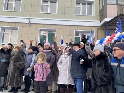 В Покровске ввели многоквартирный дом по программе переселения