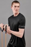 Спортивная футболка из капсулы sport